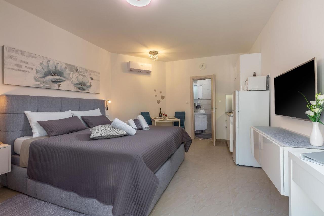Evita Fazana Premium Studio Apartments Exteriér fotografie